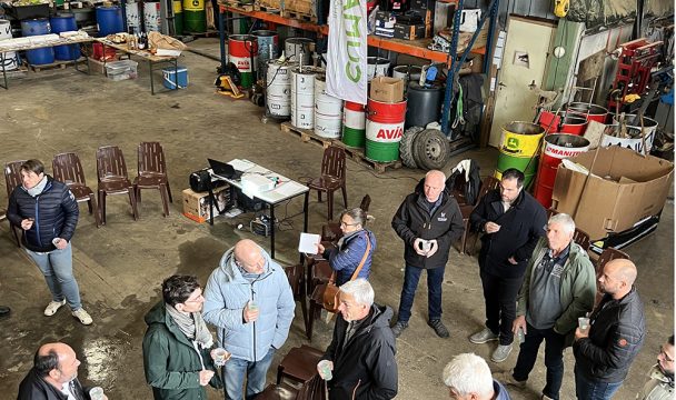 Maxime Baduel délégué à l'ESS visite cuma de Thodure